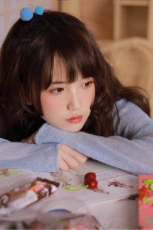 朋友送我回家车里要了我